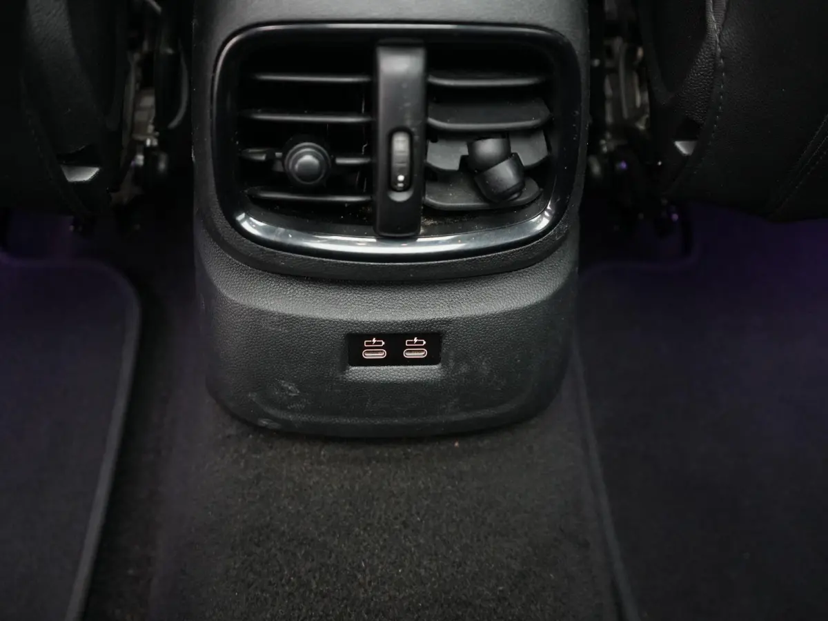 1.5 Cooper ALL4 Chili | PANORAMADAK | STOELVERWARMING | LEDER | NAVIGATIE | CAMERA