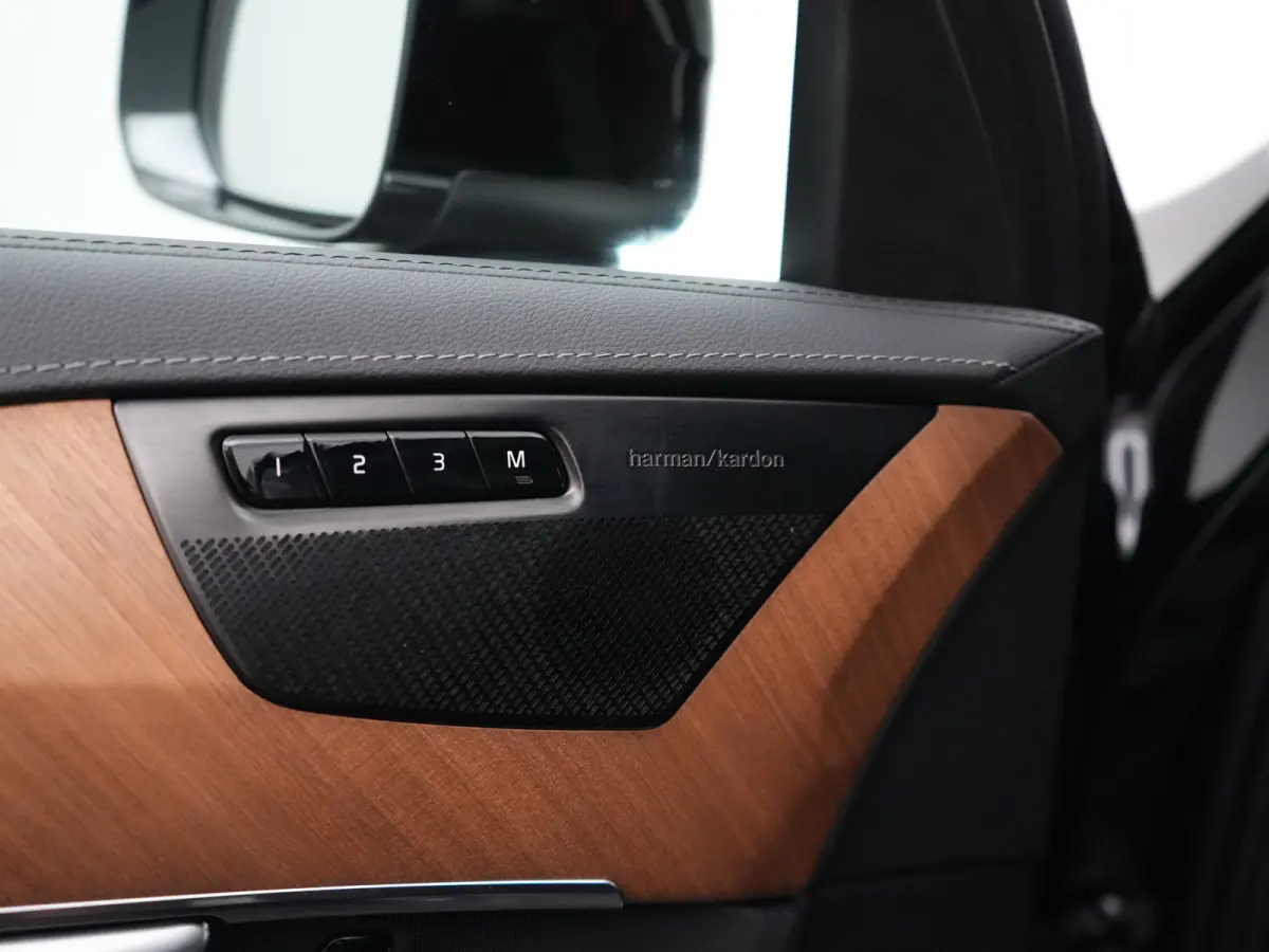 T8 Recharge AWD Longe Range Inscription | Long Range | 360° Camera | Harman/Kardon | Panoramadak | Trekhaak | Full LED | Adaptive Cruise | BLIS