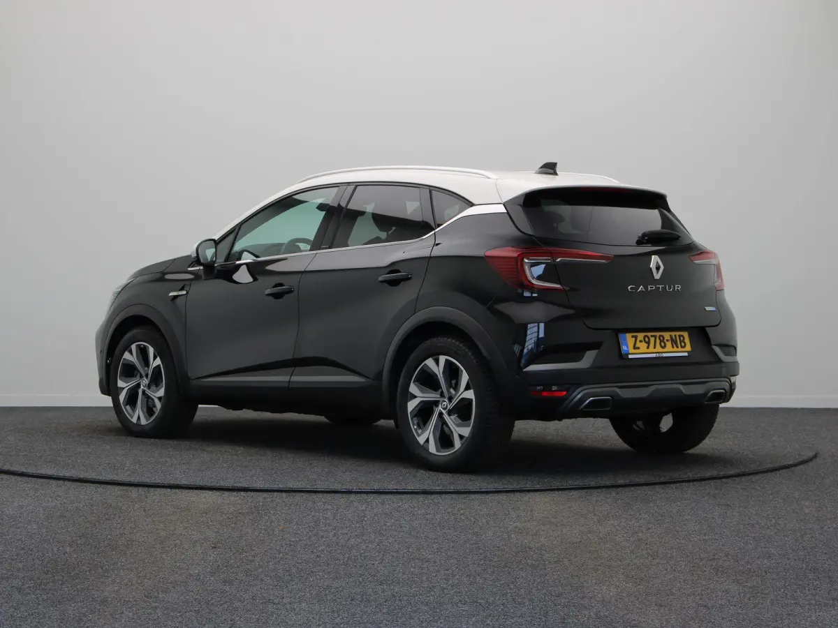 Full Hybrid 145pk R.S. Line | Groot scherm | Stuurwielverwarming | Bose audio | Camera's rondom |