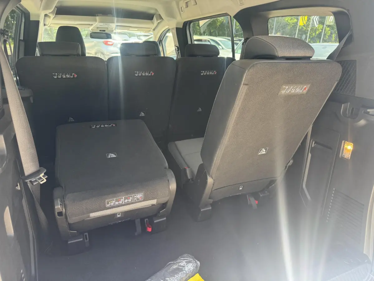 1.3 TCe 130pk EDC Techno 7pers Navi/Camera!!