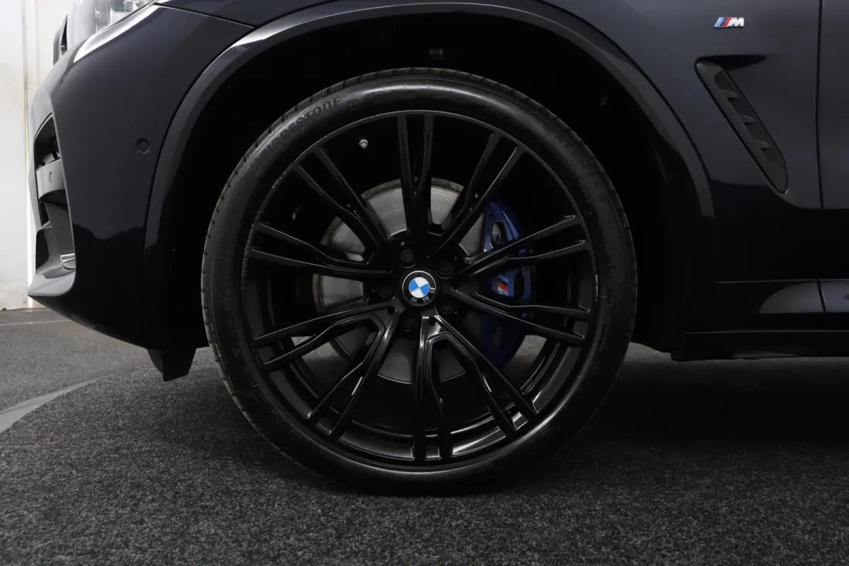 xDrive20i High Executive Edition M-Sportpakket | Panorama dak | Lederen bekleding | Driving Assistant Plus | Harman/Kardon