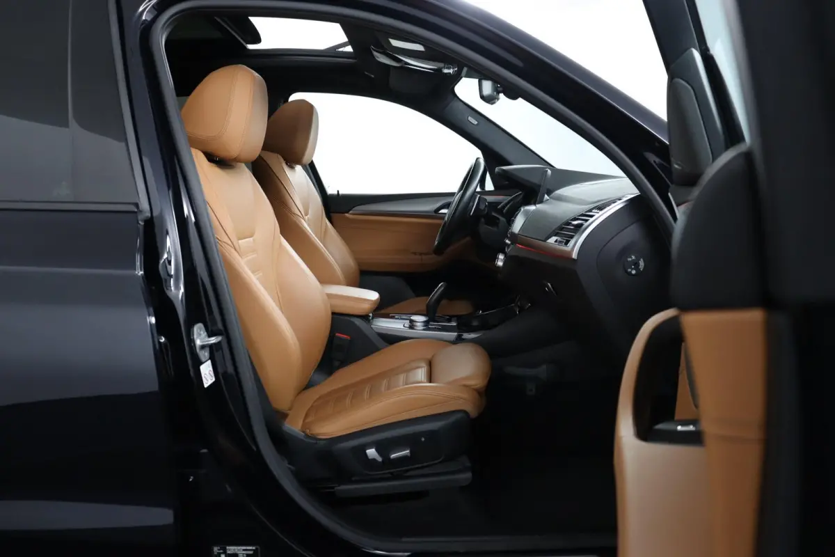 xDrive20i High Executive Edition M-Sportpakket | Panorama dak | Lederen bekleding | Driving Assistant Plus | Harman/Kardon