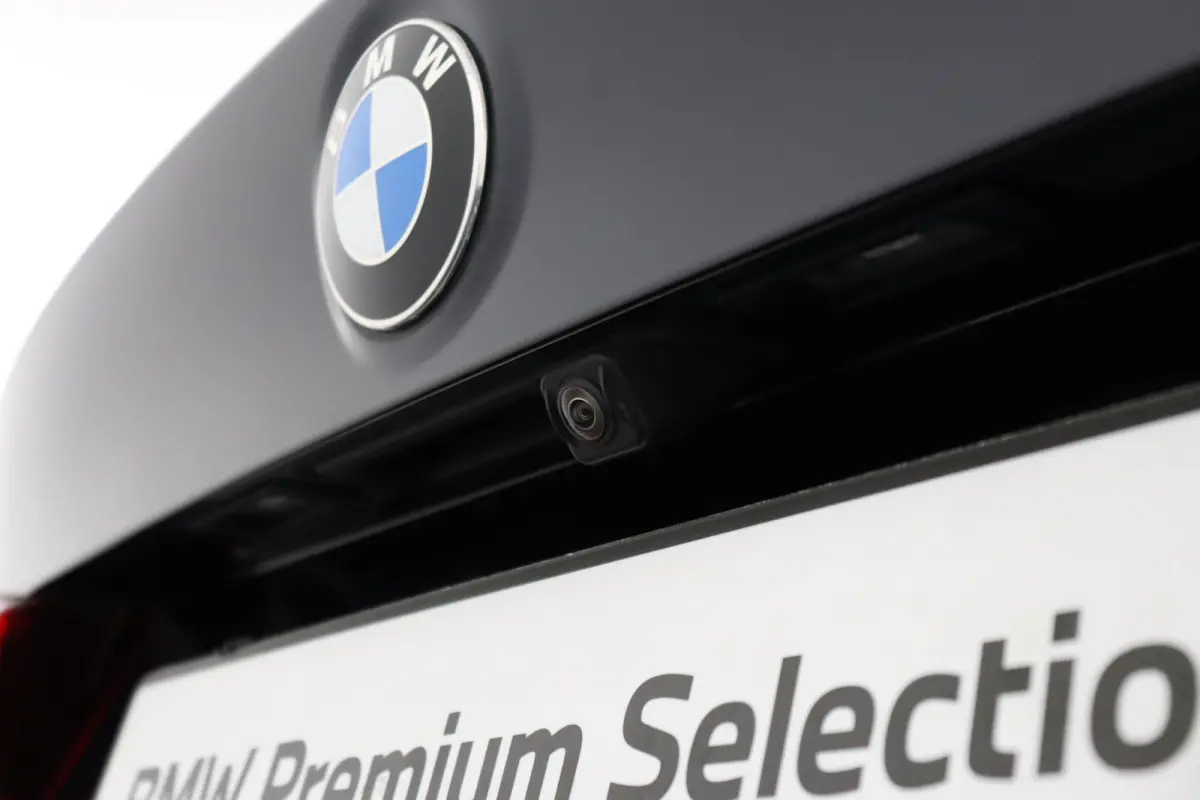 xDrive20i High Executive Edition M-Sportpakket | Panorama dak | Lederen bekleding | Driving Assistant Plus | Harman/Kardon