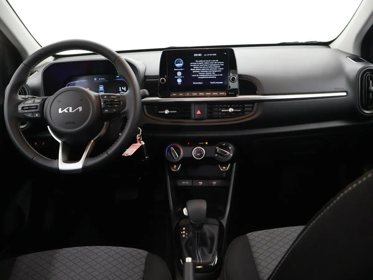 1.0 GDi DynamicLine AMT | Airconditioning | Cruise control | Navigatie | Rijstrookvolgassistentie | Achteruitrijcamera |