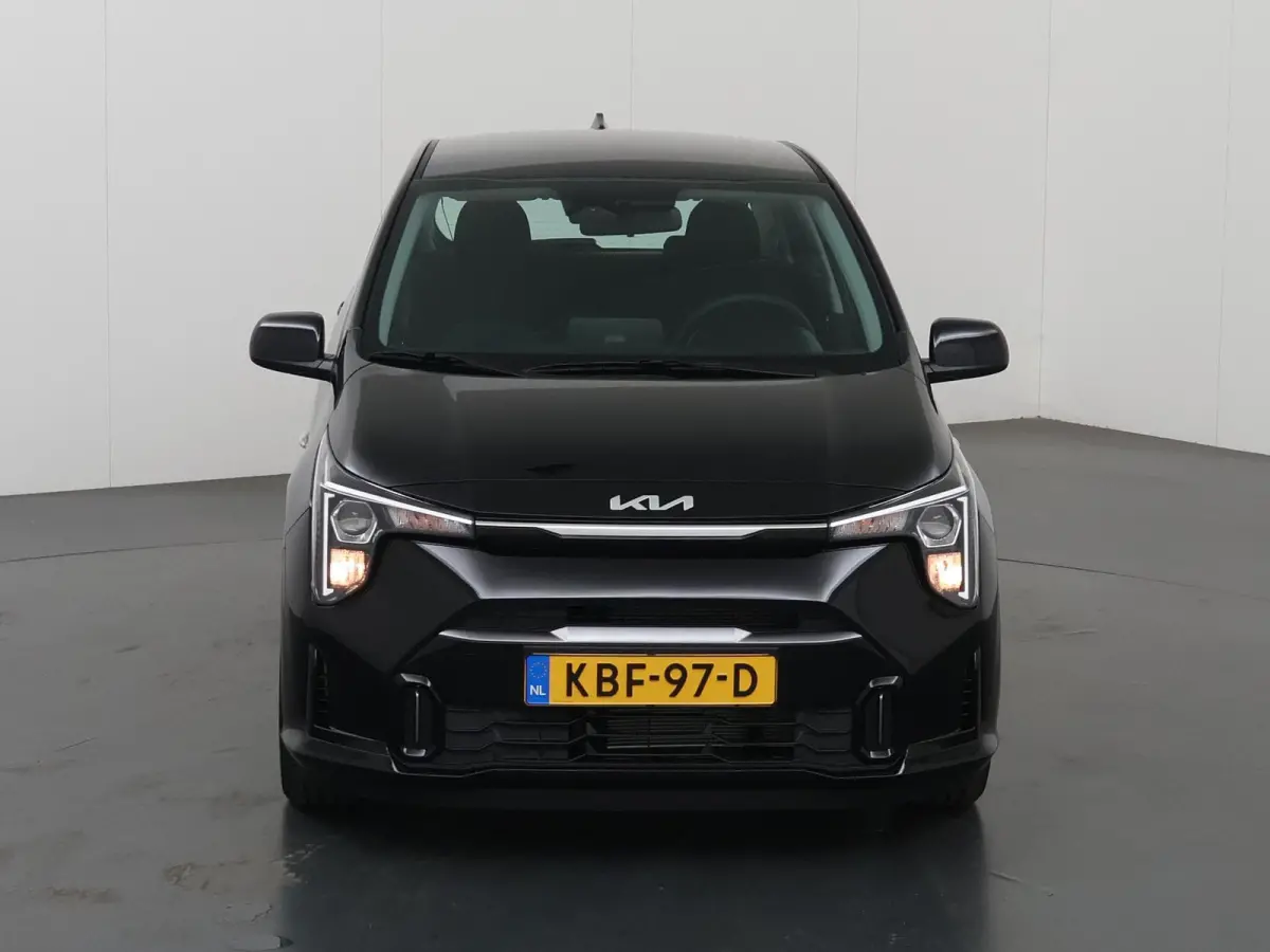 1.0 GDi DynamicLine AMT | Airconditioning | Cruise control | Navigatie | Rijstrookvolgassistentie | Achteruitrijcamera |