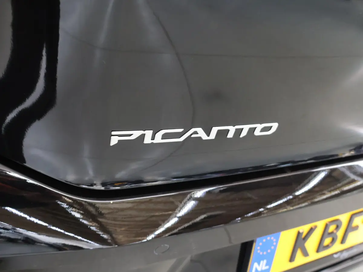 1.0 GDi DynamicLine AMT | Airconditioning | Cruise control | Navigatie | Rijstrookvolgassistentie | Achteruitrijcamera |