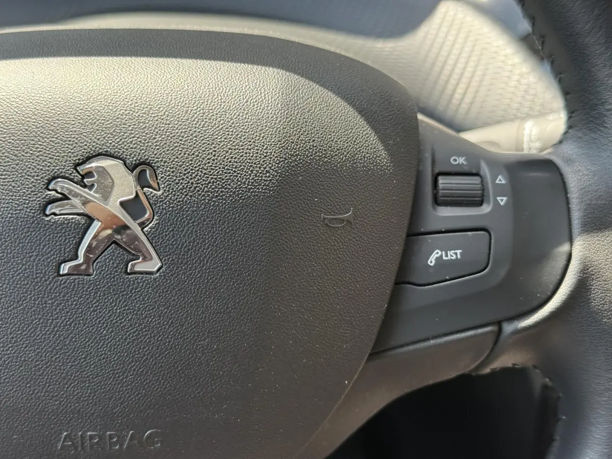 1.2 PureTech Blue Lion 2e Eigenaar|Navi|Airco|Carplay|Cruise|PDC|N.A.P|APK tot 04-2027
