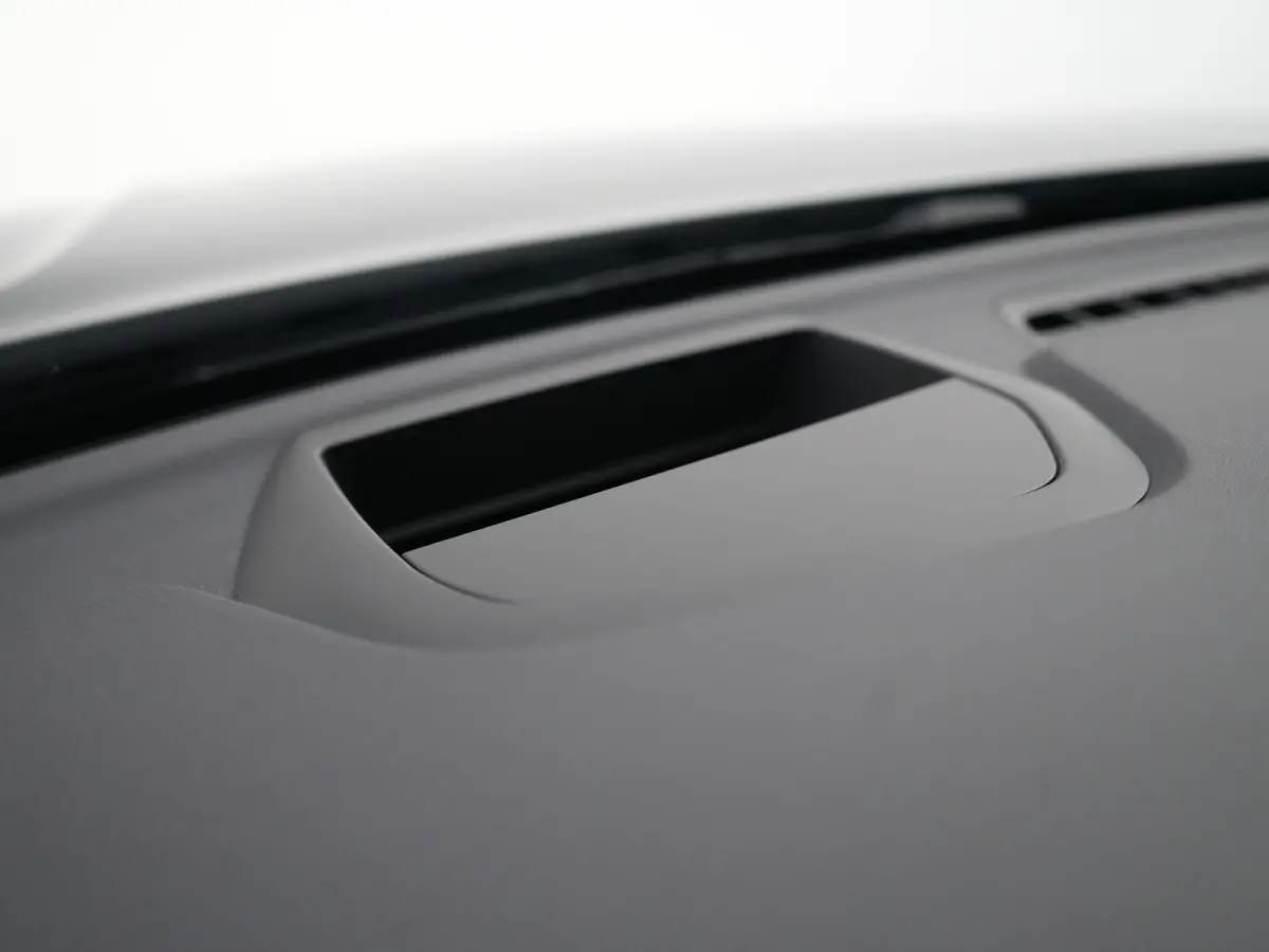 T6 Recharge Plus Black Edition | Head-Up | Nappa | Harman/Kardon | 360° | Panoramadak | Trekhaak | ACC | Stoelventilatie & -verwarming | BLIS
