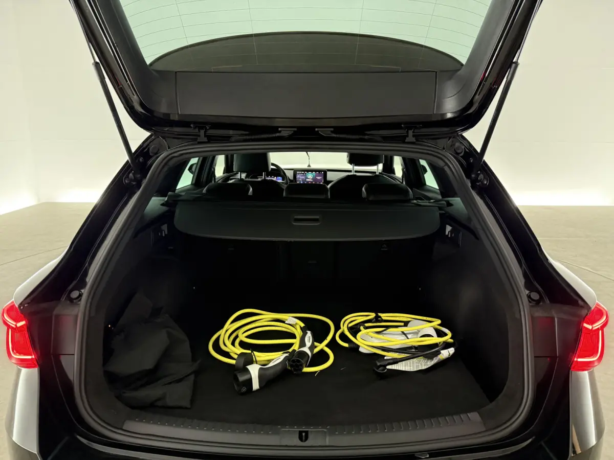 1.4 TSI eHybrid PHEV FR Business Intense | Virtual | Camera | Sfeer | Trekhaak | Carplay | Stoel/Stuurverw.