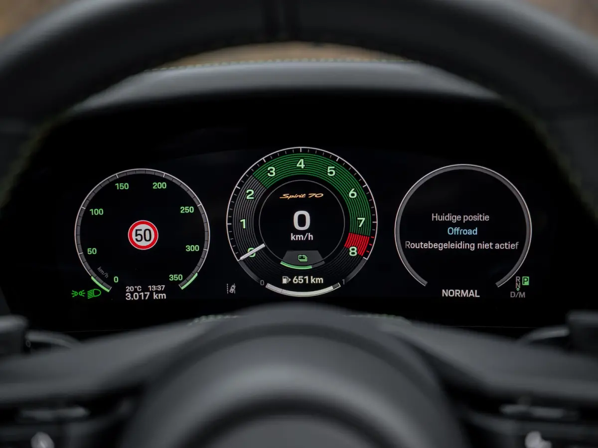 3.6 T-Hybrid Carrera Spirit 70 | Exclusive Manufaktur | Burmester | Lift | InnoDrive | 360° |
