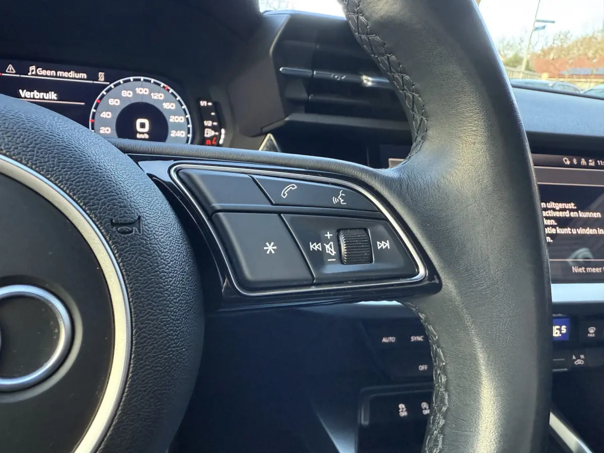 30 TFSI Pro Line | Apple Carplay | LED | Lane assist