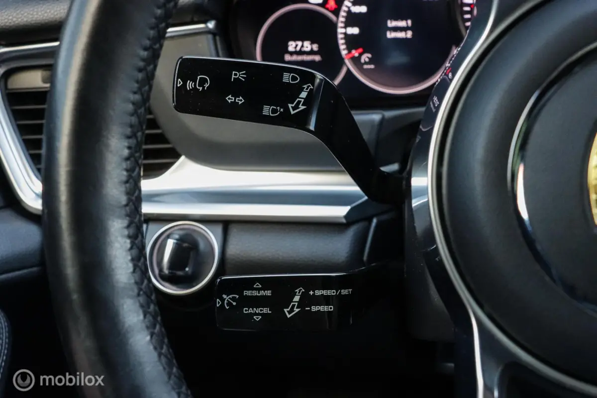 3.0 4|PDLS|CAMERA|LED|MEMORY|LANE-ASSIST|CARPLAY