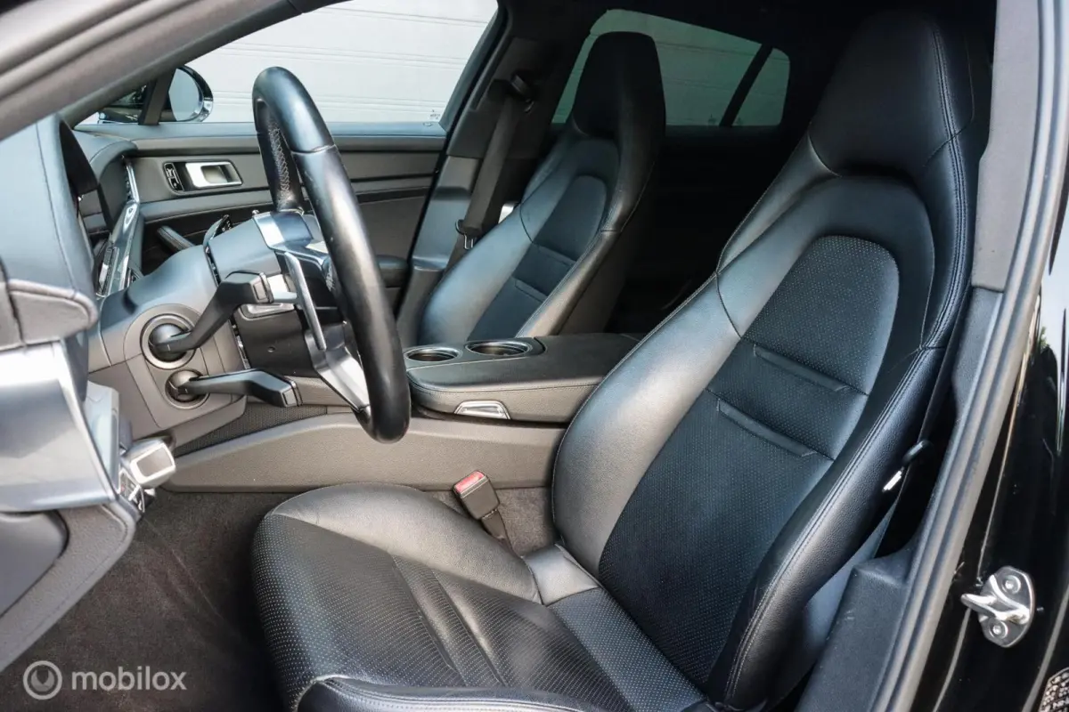 3.0 4|PDLS|CAMERA|LED|MEMORY|LANE-ASSIST|CARPLAY