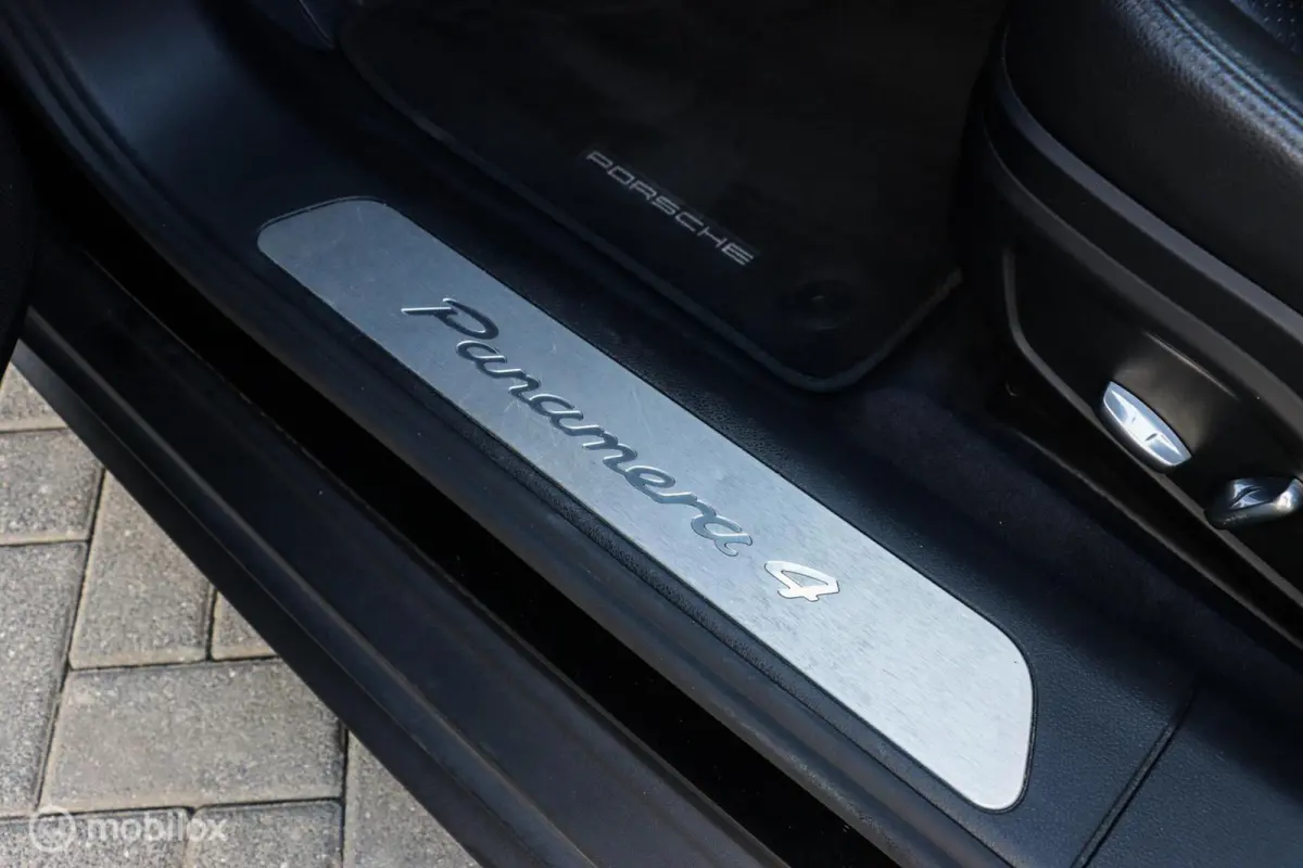 3.0 4|PDLS|CAMERA|LED|MEMORY|LANE-ASSIST|CARPLAY