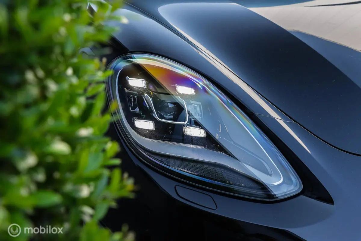 3.0 4|PDLS|CAMERA|LED|MEMORY|LANE-ASSIST|CARPLAY