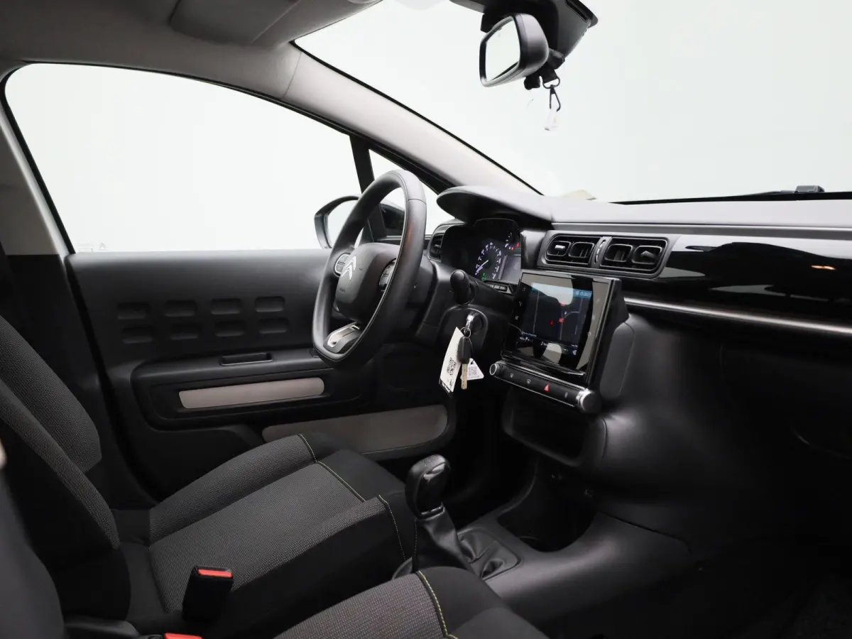 1.2 PureTech Feel | Navigatie | Cruise Control | Climate Control | Apple Carplay/Android Auto |