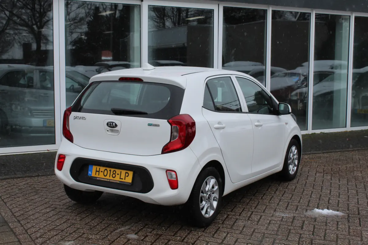 1.0 MPi DynamicPlusLine//Navi//Camera//Cruise!!