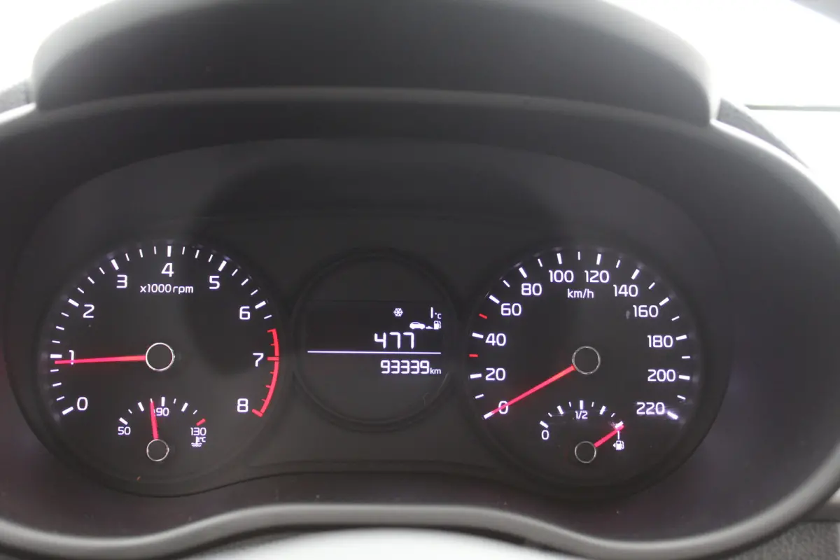 1.0 MPi DynamicPlusLine//Navi//Camera//Cruise!!