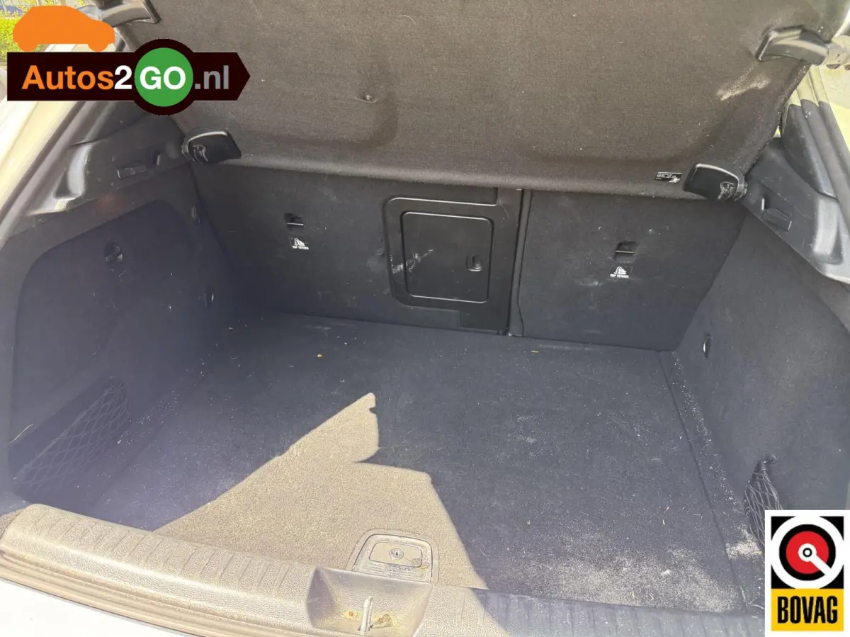 180 AMG Night Upgrade I Navi I pan dak I clima I camera I elektr achterklep I trekhaak I rijklaar I