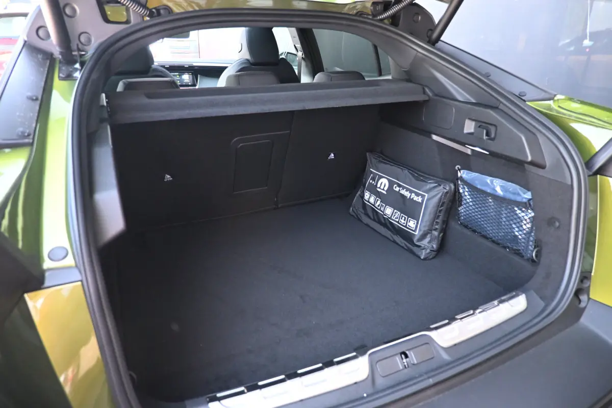 1.2 GT Hybrid 145 Demo-Deal! | Afn. Trekhaak | Schuif-/Kanteldak | Navigatie | Achteruitrijcamera | !!