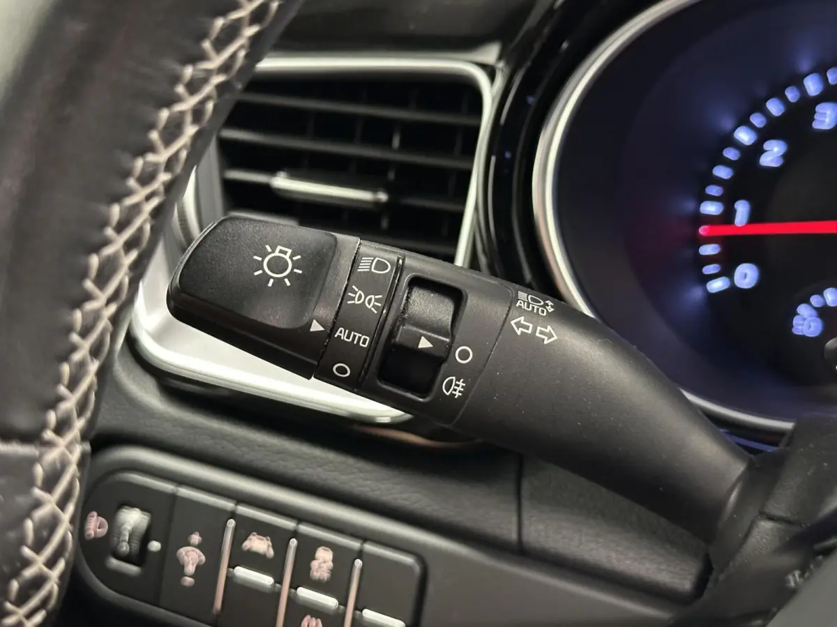 1.5 T-GDI GT-Line PANO CAMERA CRUISE CARPLAY NAVI ECC.