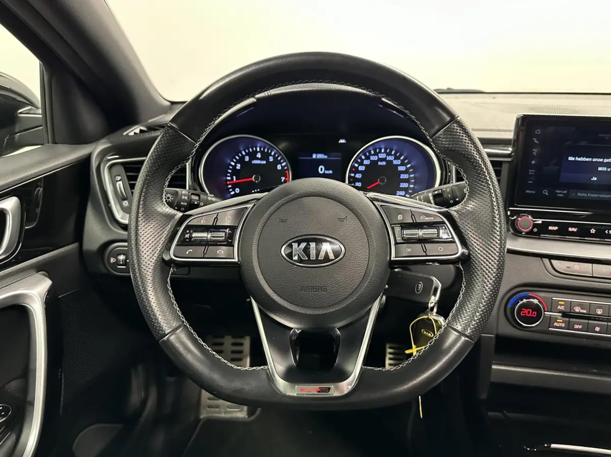1.5 T-GDI GT-Line PANO CAMERA CRUISE CARPLAY NAVI ECC.