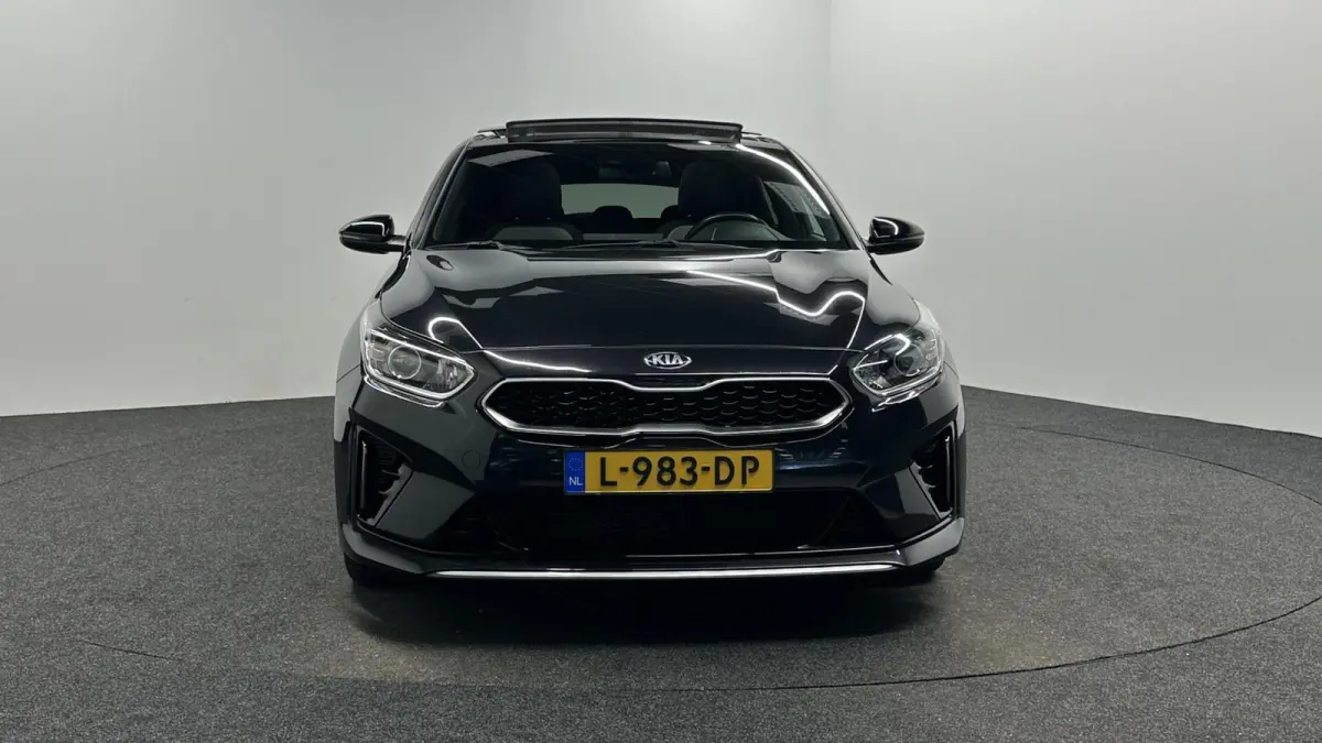 1.5 T-GDI GT-Line PANO CAMERA CRUISE CARPLAY NAVI ECC.
