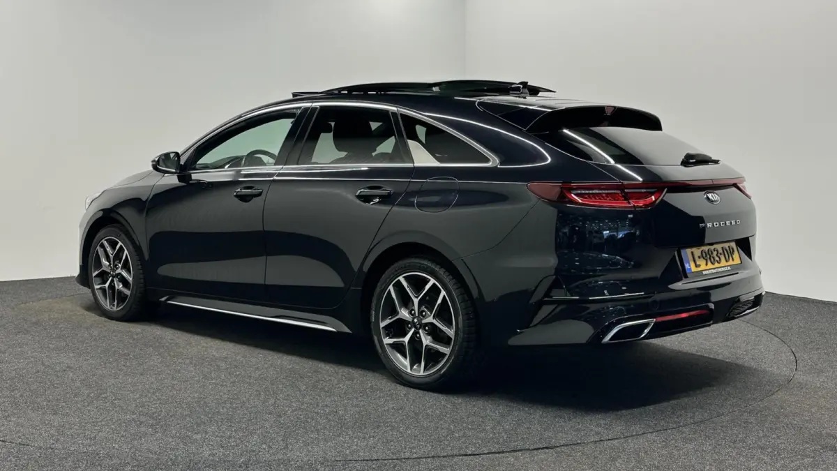 1.5 T-GDI GT-Line PANO CAMERA CRUISE CARPLAY NAVI ECC.