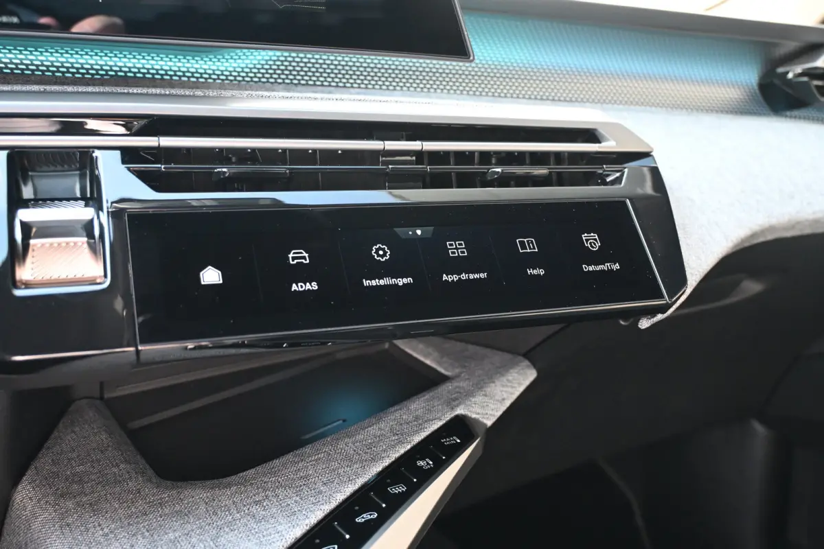 GT Long Range 230 97 kWh DEMO-DEAL! Direct Leverbaar! | Navigatie | Achteruitrijcamera | Climate Control | Apple Carplay & Android Auto | !!