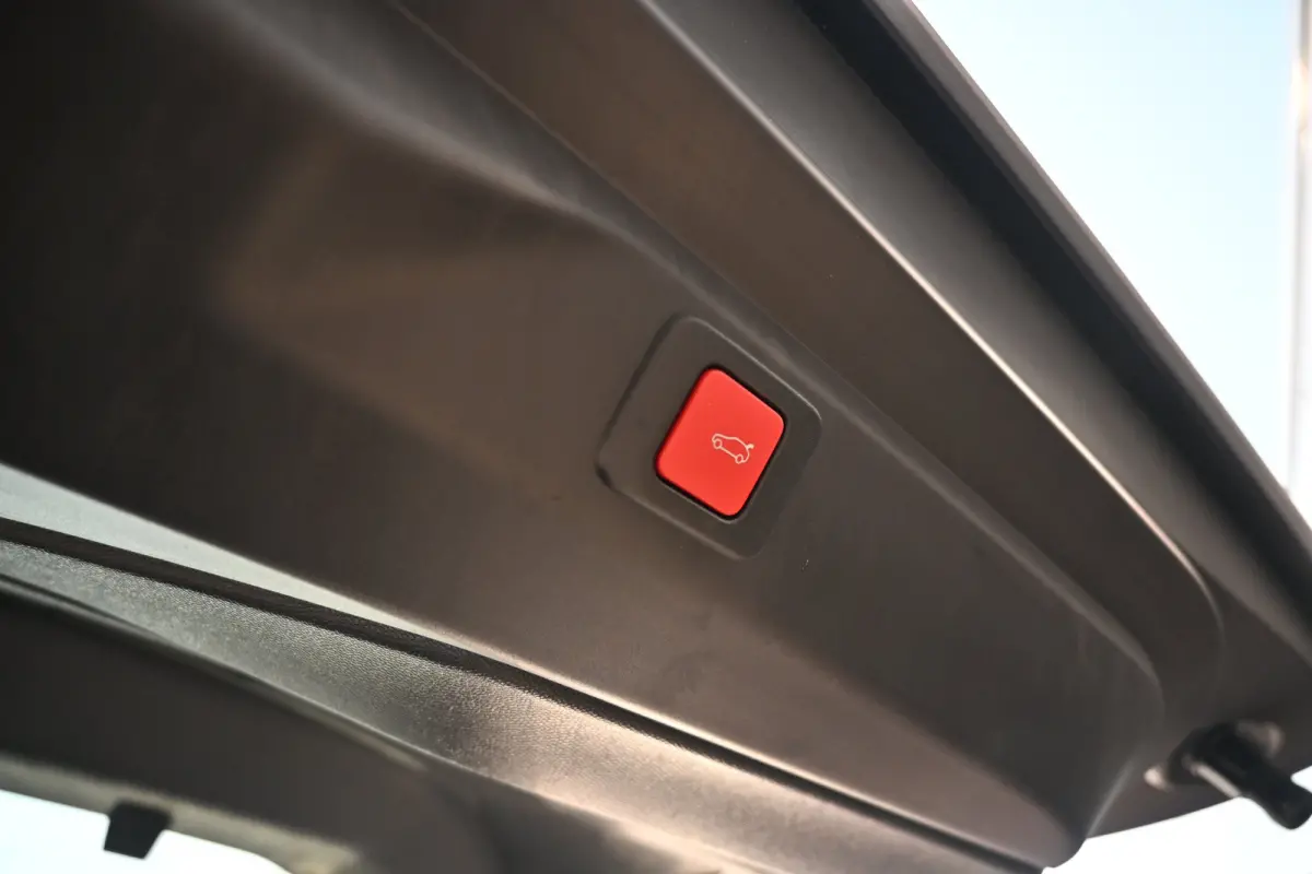GT Long Range 230 97 kWh DEMO-DEAL! Direct Leverbaar! | Navigatie | Achteruitrijcamera | Climate Control | Apple Carplay & Android Auto | !!