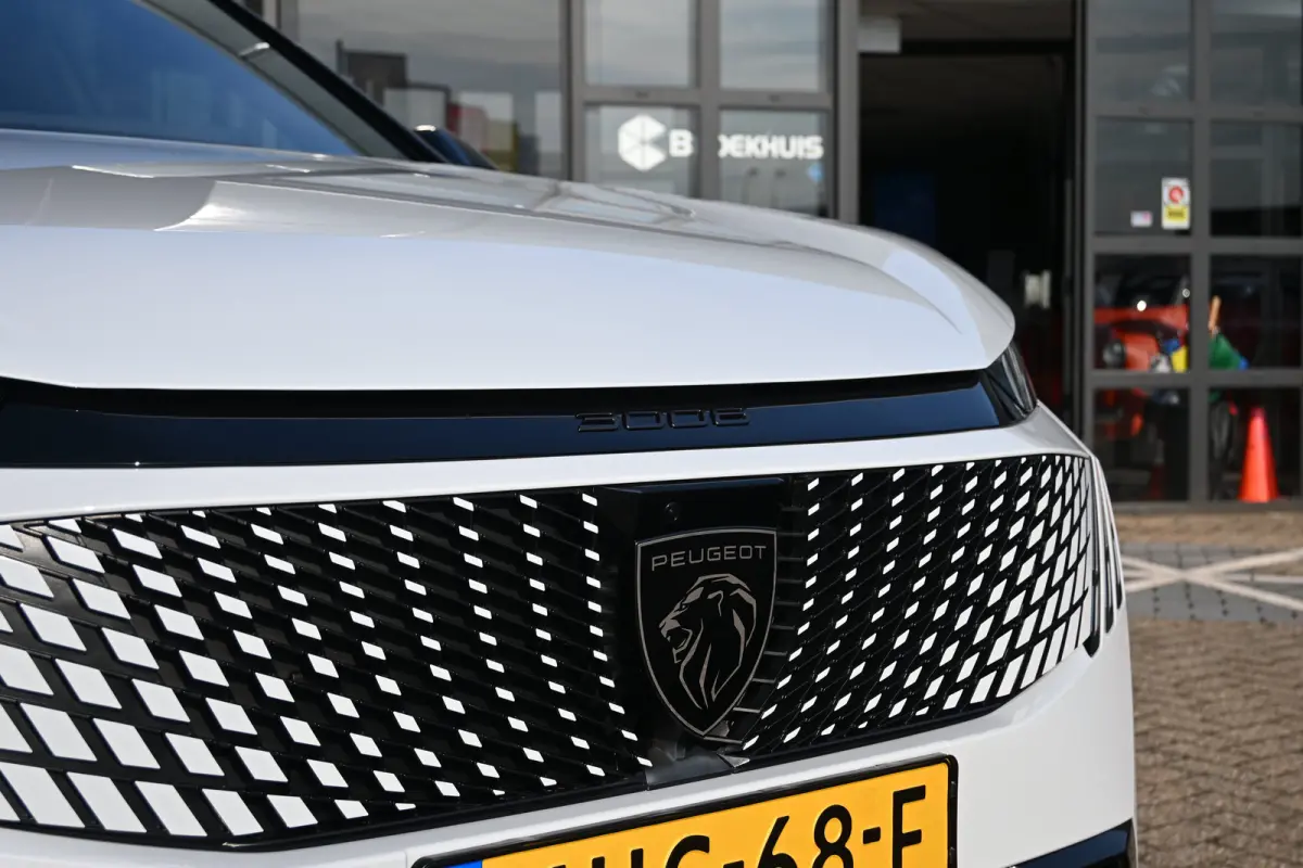 GT Long Range 230 97 kWh DEMO-DEAL! Direct Leverbaar! | Navigatie | Achteruitrijcamera | Climate Control | Apple Carplay & Android Auto | !!