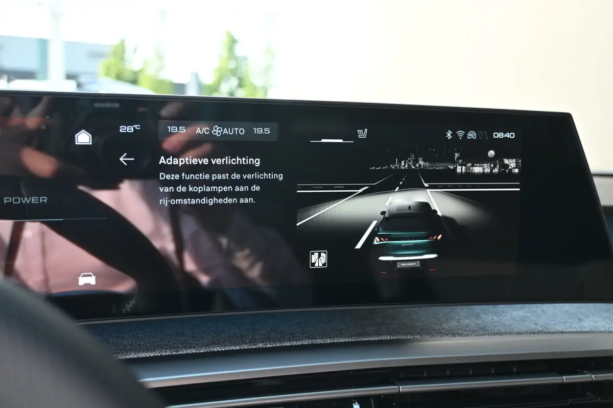 GT Long Range 230 97 kWh DEMO-DEAL! Direct Leverbaar! | Navigatie | Achteruitrijcamera | Climate Control | Apple Carplay & Android Auto | !!