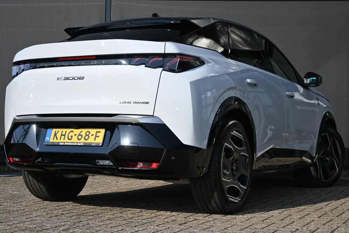 GT Long Range 230 97 kWh DEMO-DEAL! Direct Leverbaar! | Navigatie | Achteruitrijcamera | Climate Control | Apple Carplay & Android Auto | !!