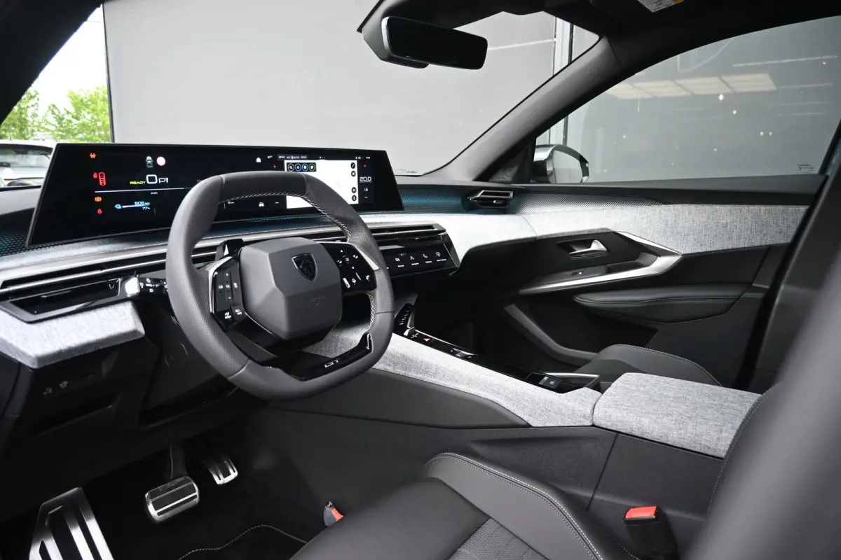 GT Long Range 97 kWh 7p Demo-Deal! | Navigatie | 360 Camera | Elektr. Achterklep | Draadloos Apple Carplay & Android Auto |