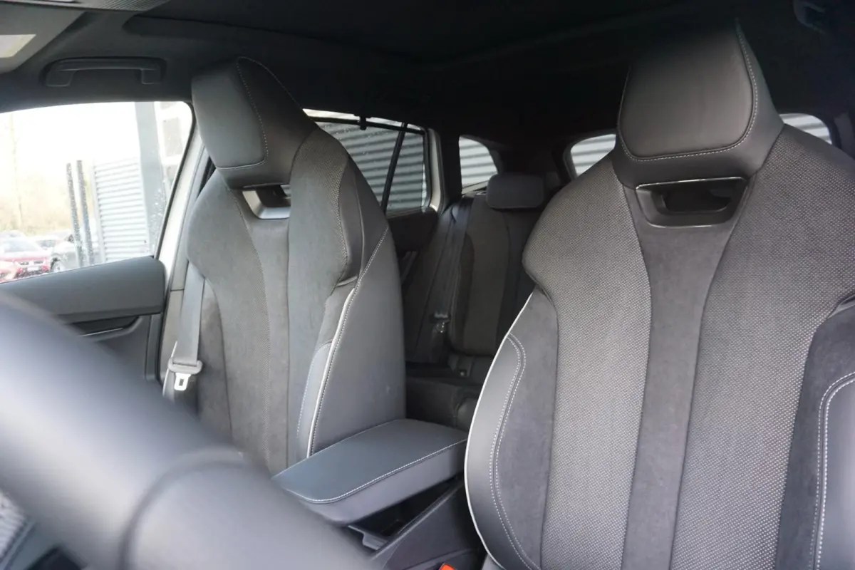 85 286pk Sportline | Business Upgrade Advanced | Panoramadak | Warmtepomp | Trekhaak
