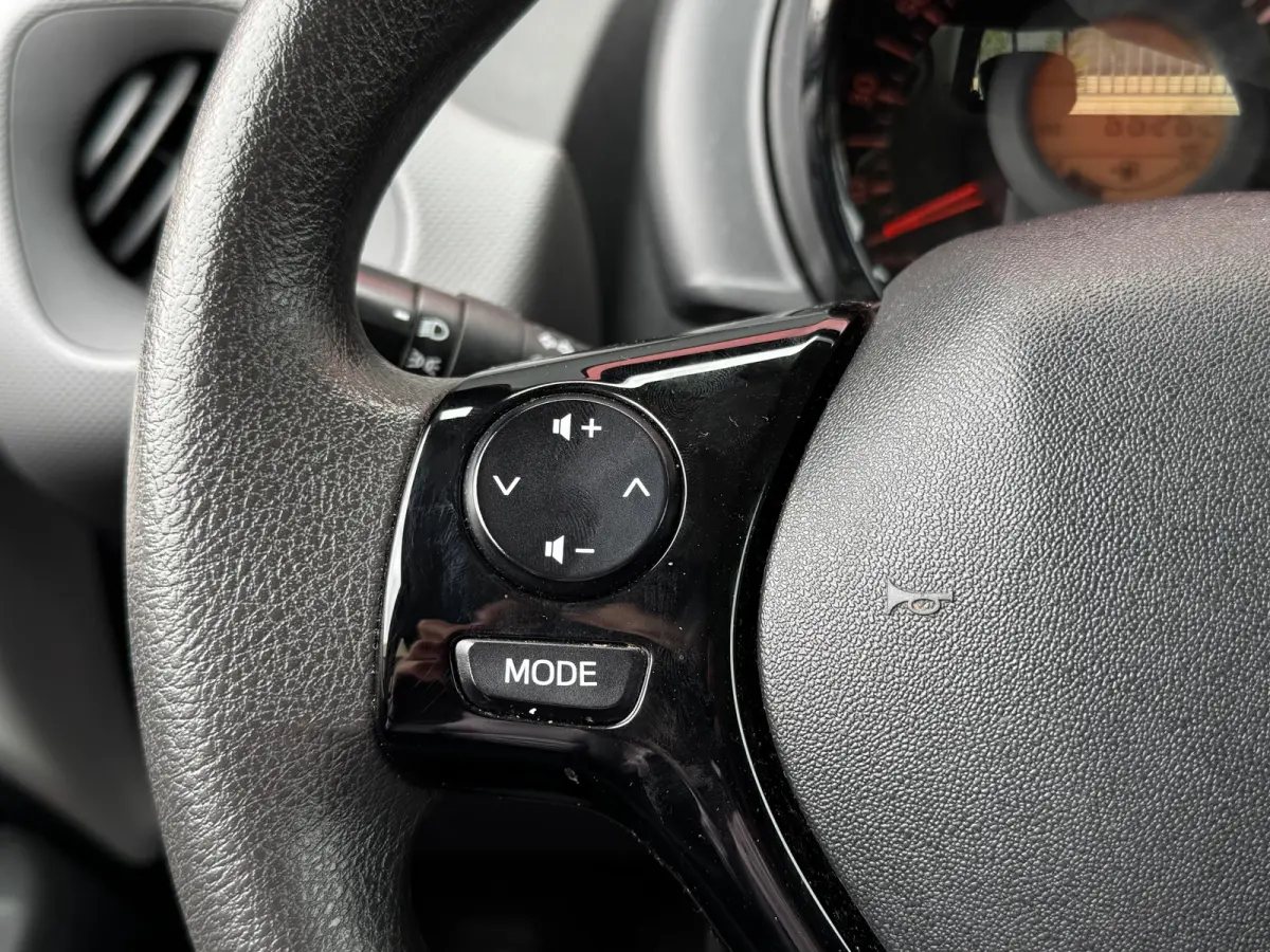 1.0 e-VTi Active | BLuetooth Telefoonvoorbereiding | Elektrische Ramen Voor | Airco | Audio installatie | Bluetooth telefoonvoorbereiding | Elektrische ramen voor