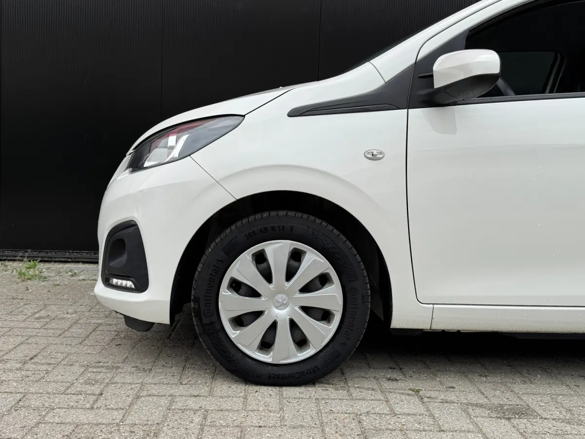 1.0 e-VTi Active | BLuetooth Telefoonvoorbereiding | Elektrische Ramen Voor | Airco | Audio installatie | Bluetooth telefoonvoorbereiding | Elektrische ramen voor