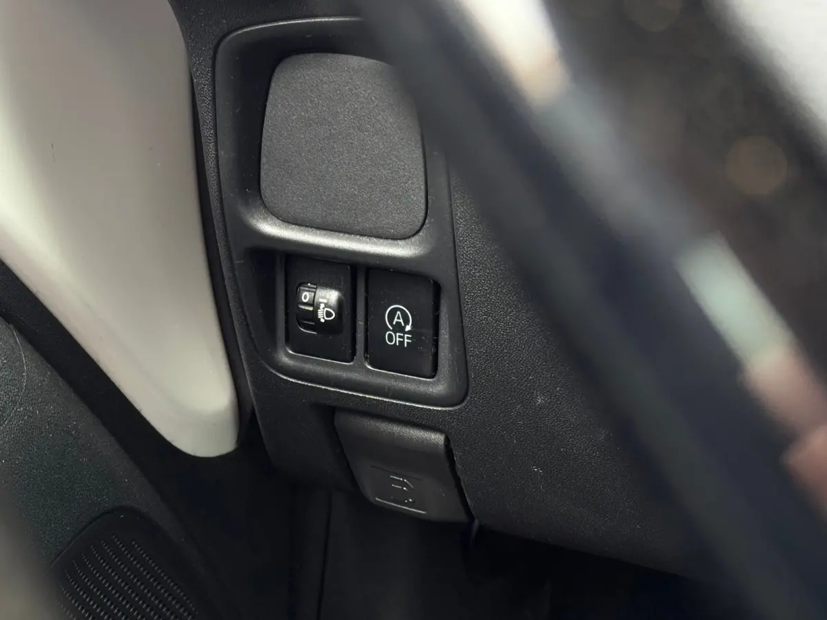 1.0 e-VTi Active | BLuetooth Telefoonvoorbereiding | Elektrische Ramen Voor | Airco | Audio installatie | Bluetooth telefoonvoorbereiding | Elektrische ramen voor