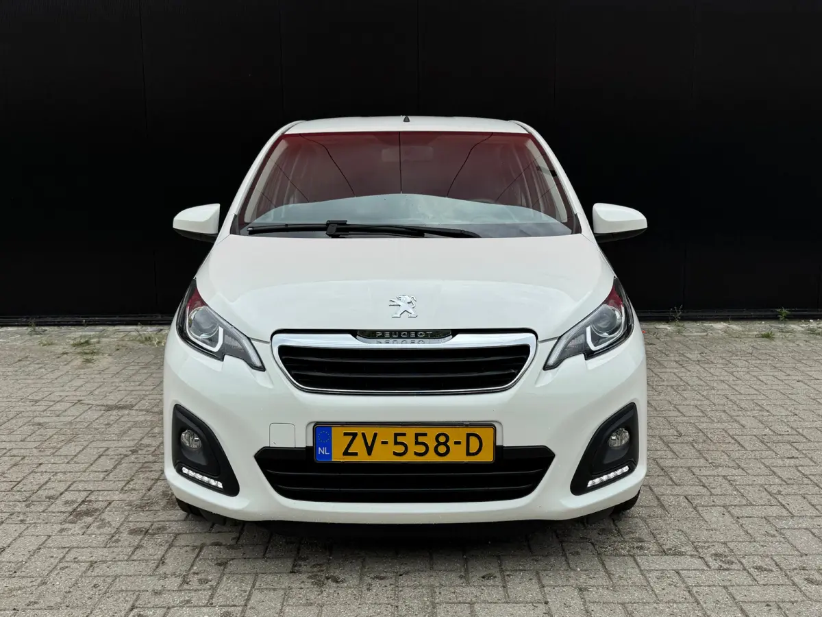 1.0 e-VTi Active | BLuetooth Telefoonvoorbereiding | Elektrische Ramen Voor | Airco | Audio installatie | Bluetooth telefoonvoorbereiding | Elektrische ramen voor