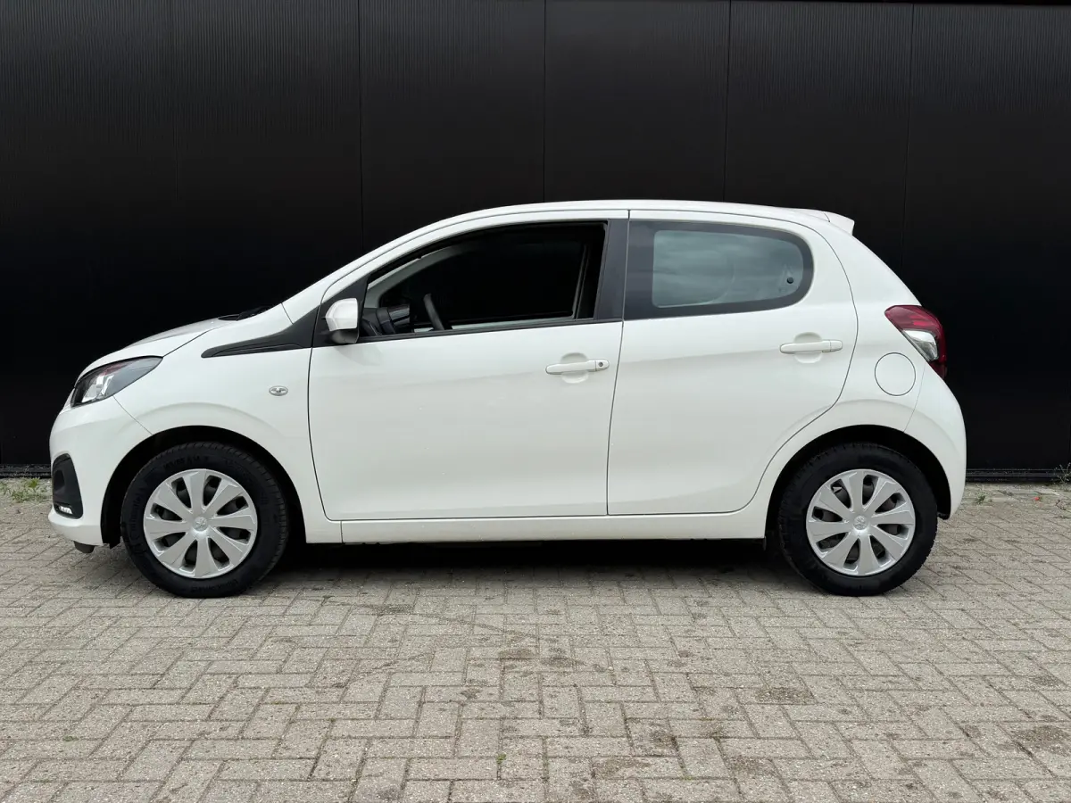 1.0 e-VTi Active | Audio installatie | Bluetooth telefoonvoorbereiding | Elektrische ramen voor