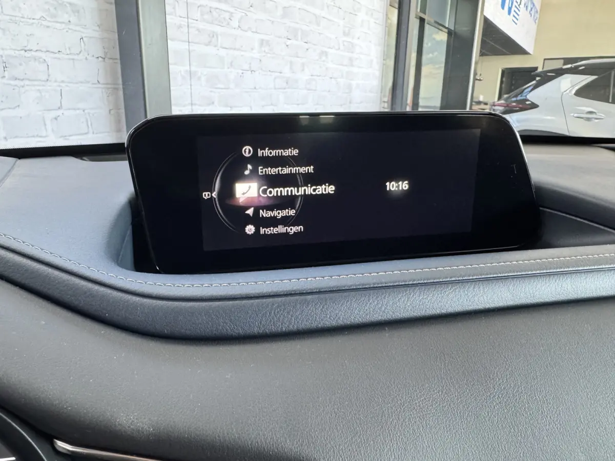 2.0 e-SkyActiv-X M Hybrid Comfort HUD ACC Trekhaak