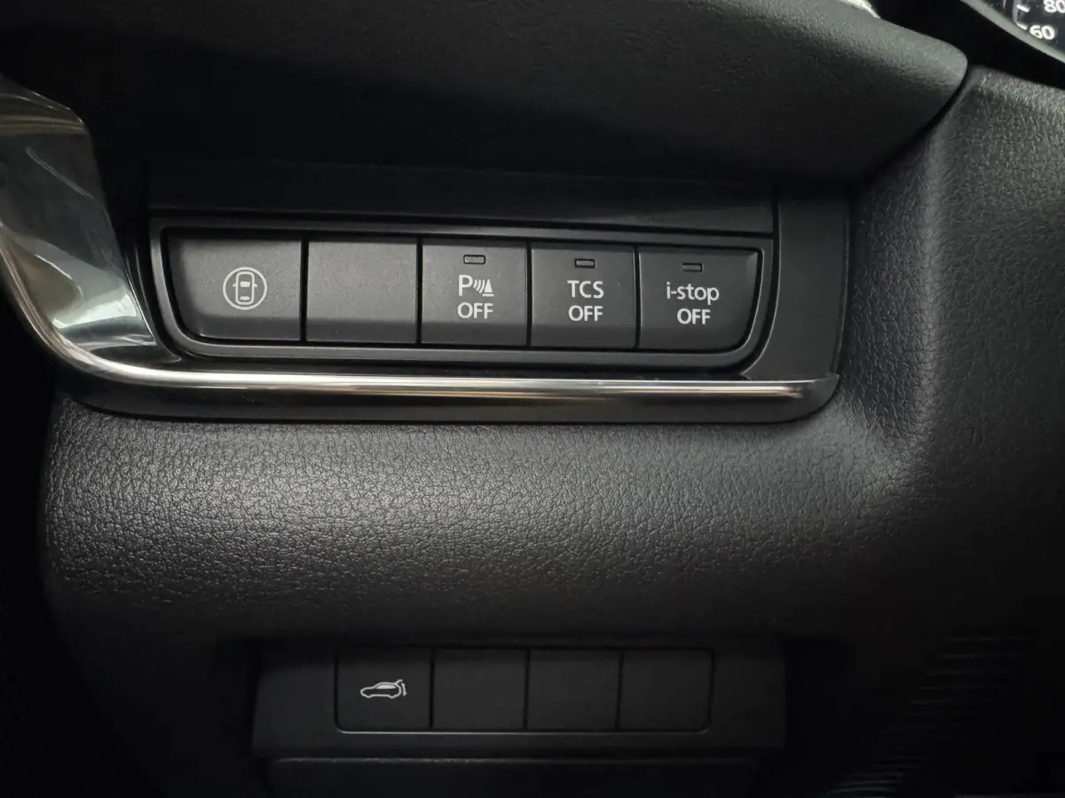 2.0 e-SkyActiv-X M Hybrid Comfort HUD ACC Trekhaak