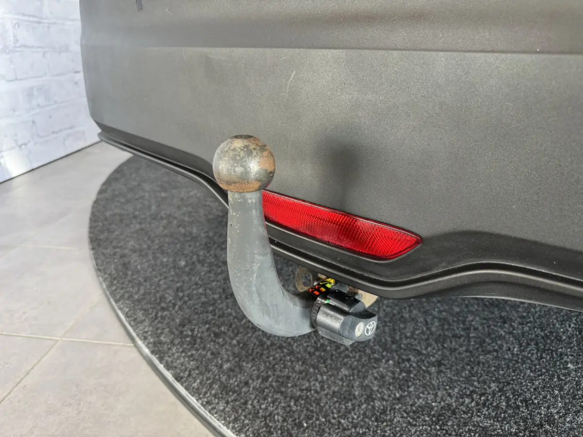 1.8 Hybrid Black Edition JBL ACC Trekhaak