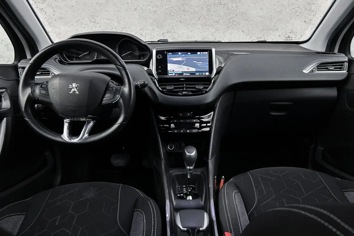 1.2 PureTech Active | Camera | Cruise control | Navigatie | Airco
