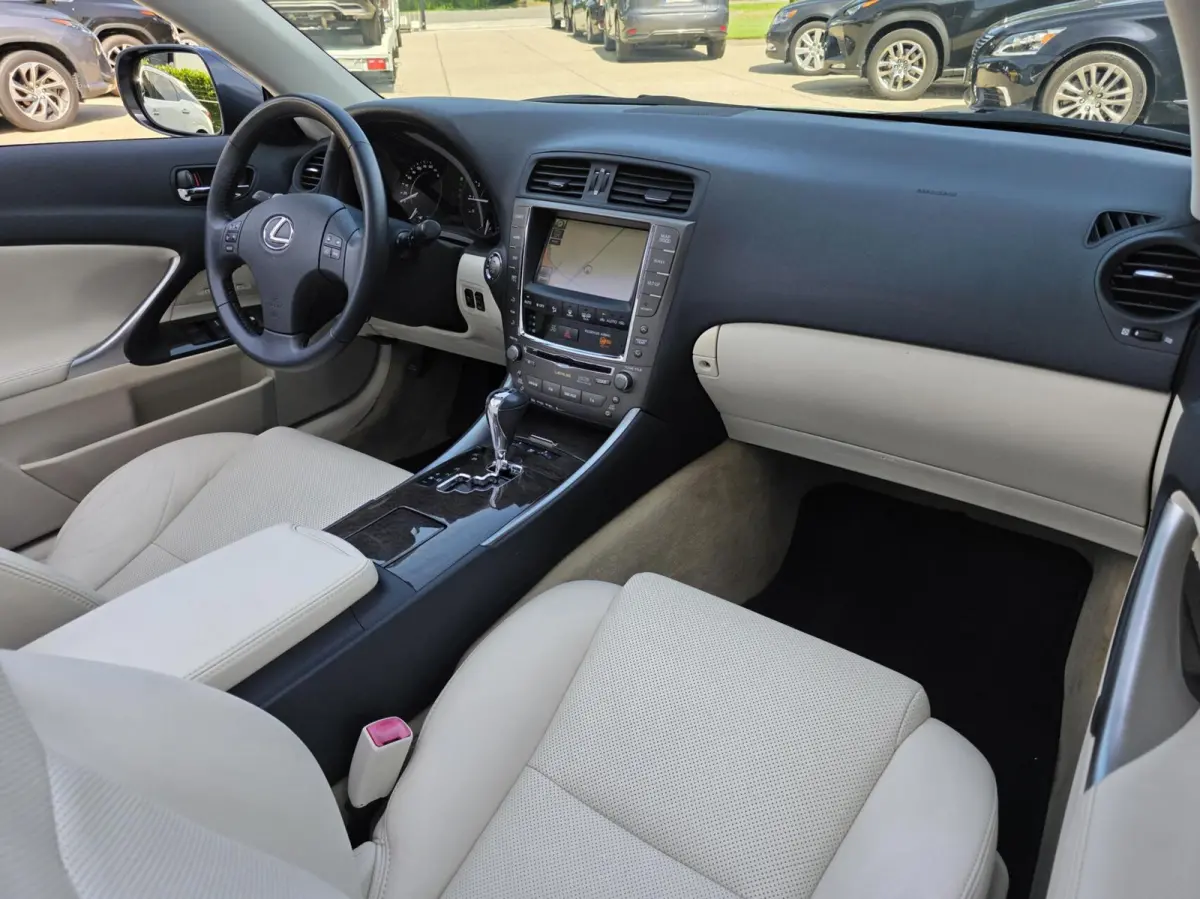 Cabriolet 250C |Dealer onderhouden |2 JAAR GARANTIE