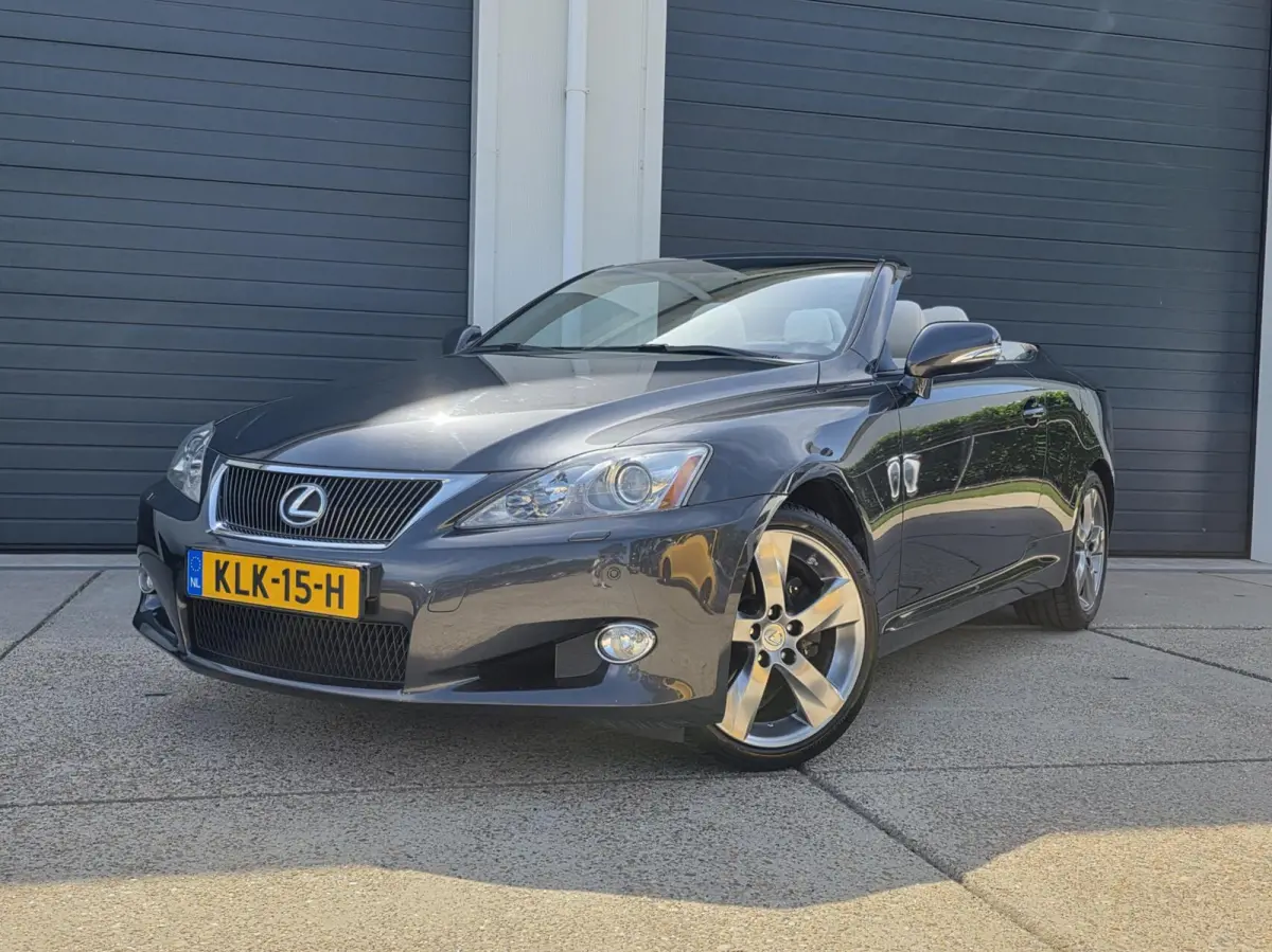 Cabriolet 250C |Dealer onderhouden |2 JAAR GARANTIE