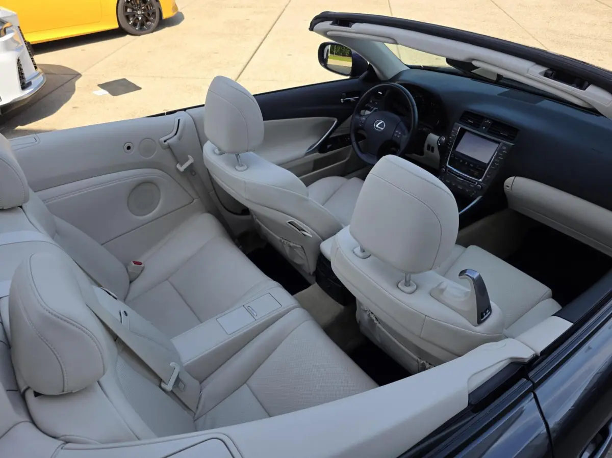 Cabriolet 250C |Dealer onderhouden |2 JAAR GARANTIE