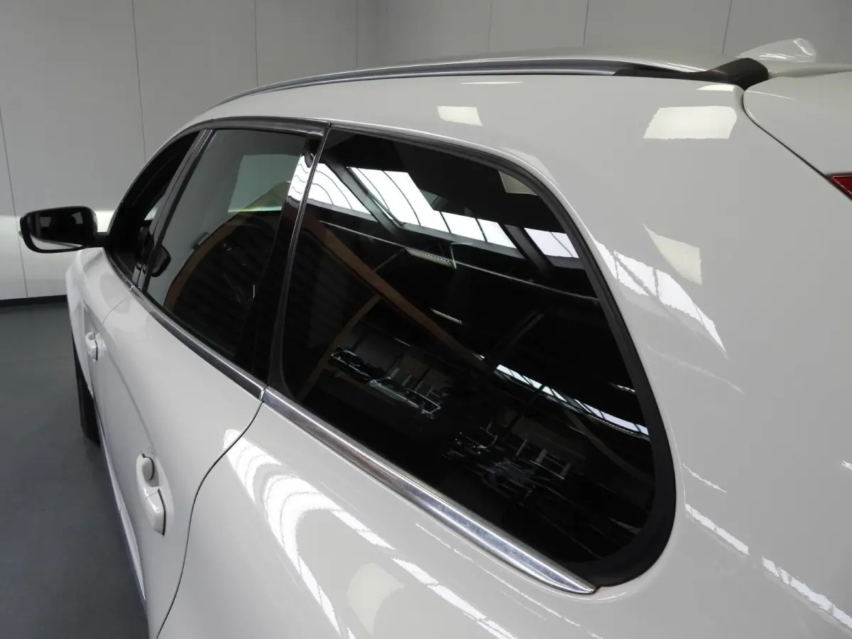 2.0 T5 Aut. FWD Polar+ LEER/SCHUIFDAK/TREKH./18"LMV!