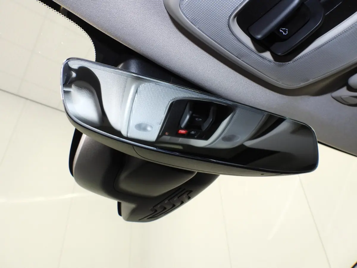 2.0 T5 Aut. FWD Polar+ LEER/SCHUIFDAK/TREKH./18"LMV!
