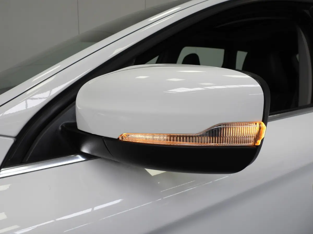 2.0 T5 Aut. FWD Polar+ LEER/SCHUIFDAK/TREKH./18"LMV!